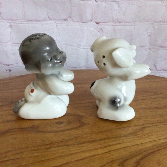 Vintage Van Tellingen Boy and Puppy Salt and Pepper Shaker Pair - Picture 3 of 9
